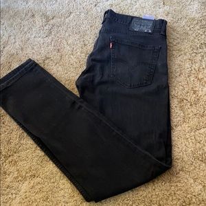 Men’s Levi’s 511.